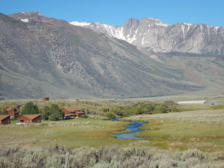 Hot Creek's setting is a picture-perfect mix of meadow and mountain. (Photo: Tom Adkinson)